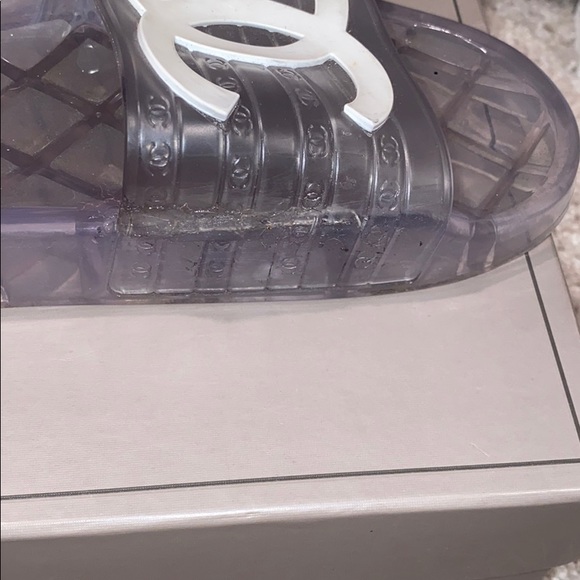 SOLD Chanel pool slides Sandals Size EU 39 - Picture 11 of 11